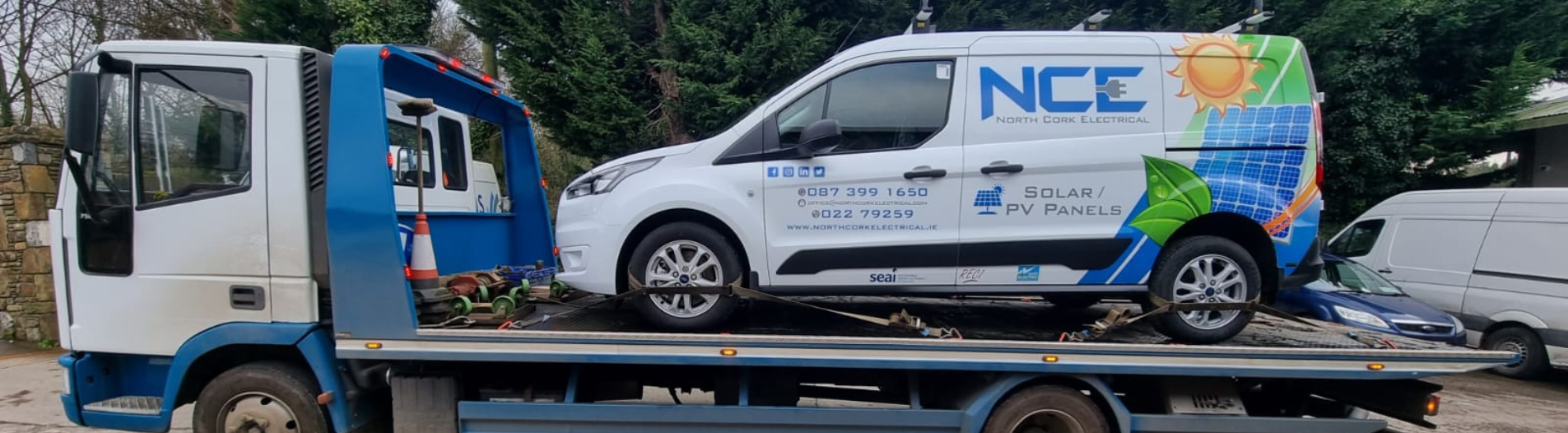van on tow truck